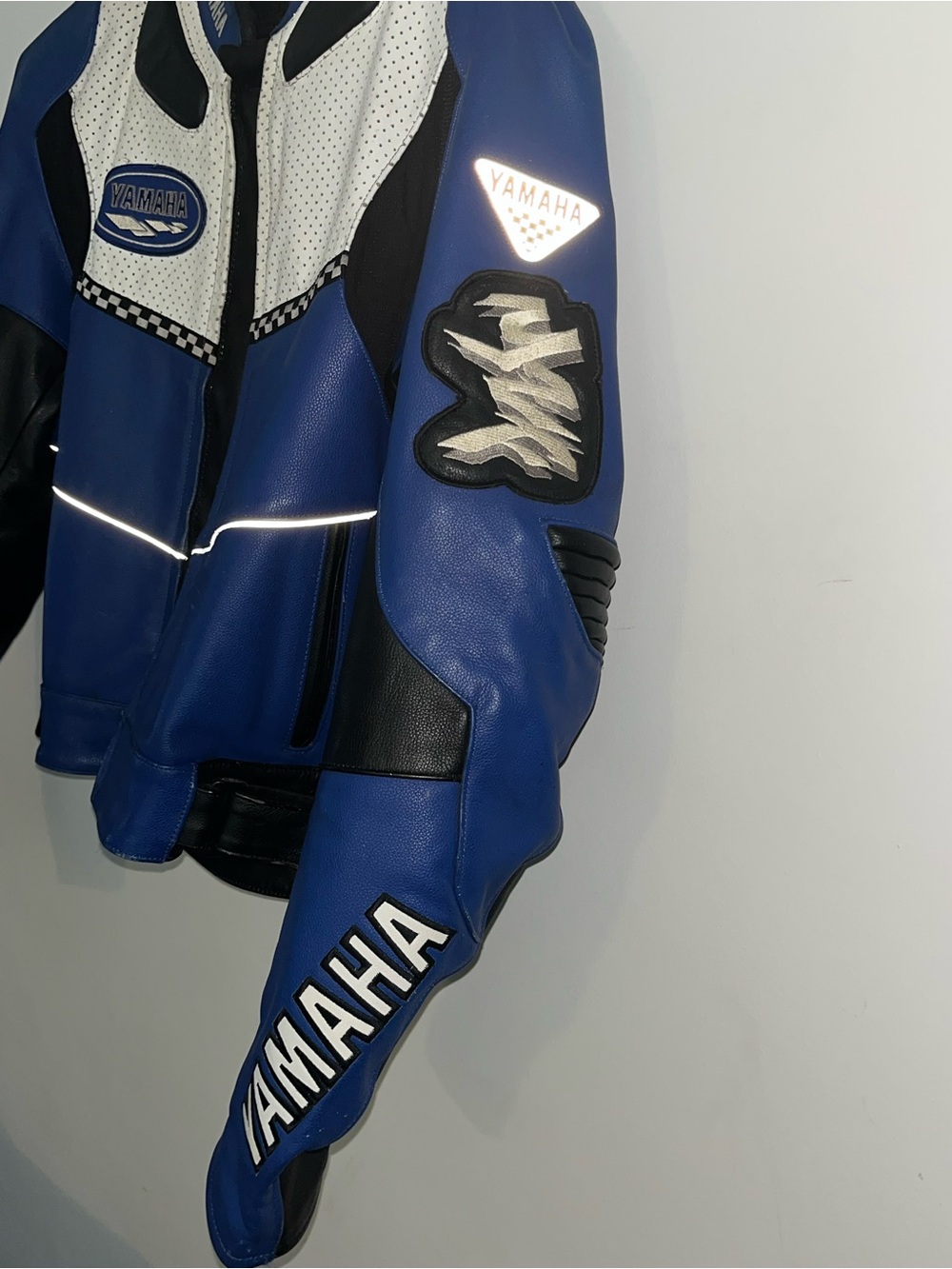 Yamaha Motorcycle/Racing Leather Jacket - Picture 4 of 9